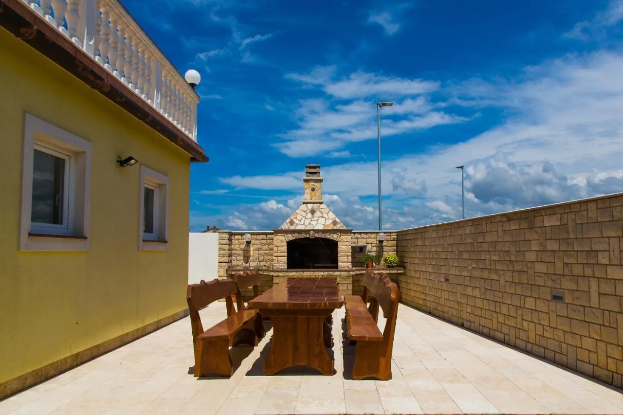 Apartments Natasa Murage
