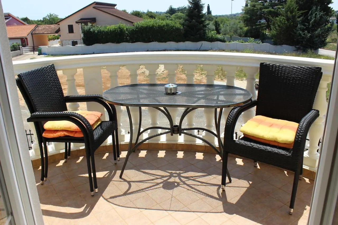 Apartments Natasa Murage